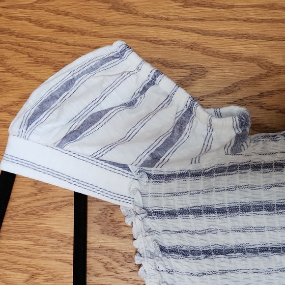 Mudd cropped top,  size medium,  white with blue stripes. - Picture 3 of 6